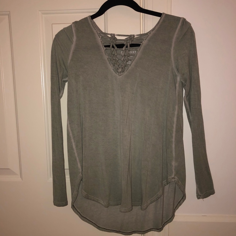 American Eagle XS longs sleeve shirt